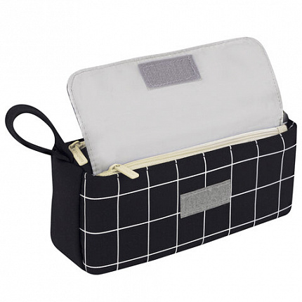 Пенал мягкий BRAUBERG, 1 отделение, карман на липучке, значок, 22х10х6 см, "Black checkered", 273579