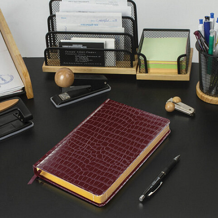 Ежедневник недатированный А5 138х213 мм BRAUBERG "Comodo" под кожу, 160 л., темно-коричневый, 123838