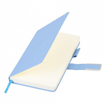 Ежедневник недатированный А5 143х210мм BRAUBERG Deluxe, под кожу, магнит 160л, голубой, 117144