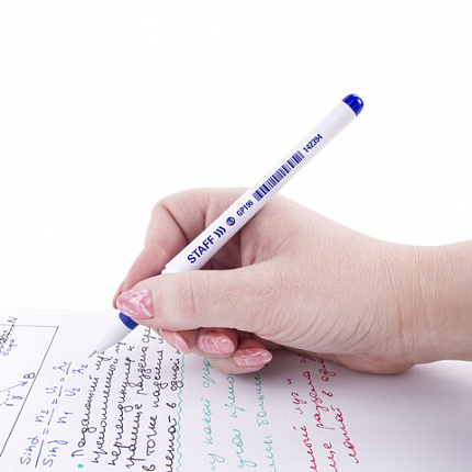 Ручка гелевая с грипом STAFF "Manager" GP-197, СИНЯЯ, корпус белый, игольчатый узел 0,5 мм, линия письма 0,35 мм, 142394