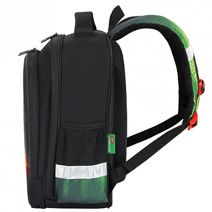 Ранец BRAUBERG KIDS STANDARD, 2 отделения, "Зеленый город", 36х28х14 см, 274428