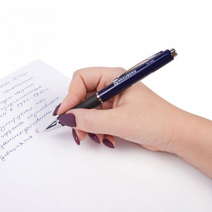 Ручка шариковая автоматическая с грипом BRAUBERG "Style", СИНЯЯ, корпус ассорти, узел 0,7 мм, линия письма 0,35 мм, 140587