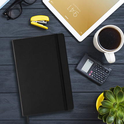 Блокнот А5 (148х218 мм), BRAUBERG "Select", 96 л., балакрон, резинка, клетка, черный, 125211