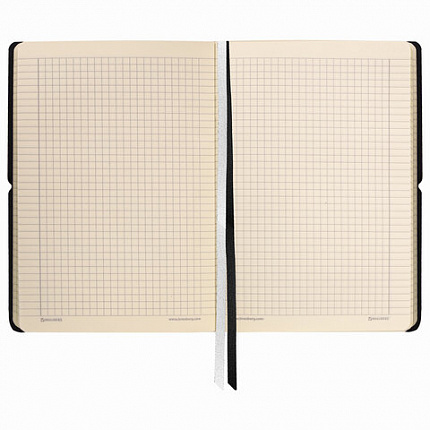 Блокнот А5 (148х218 мм), BRAUBERG "Black Jack", 128 л., гладкий кожзам, резинка, клетка, черный, 125240