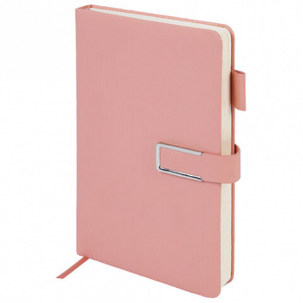Ежедневник недатированный А5 143х210мм BRAUBERG Deluxe, под кожу, магнит 160л, розовый, 117143