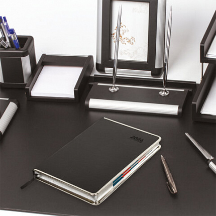 Ежедневник датированный 2026 А5 148х218 мм, GALANT "Infinity Silver", под кожу, черный, 117495