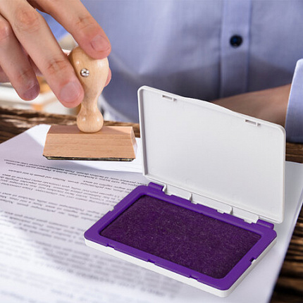 Штемпельная подушка BRAUBERG, 100х80 мм (рабочая поверхность 90х50 мм), фиолетовая краска, 236869