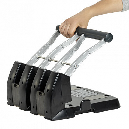 Дырокол на 4 отверстия металлический МОЩНЫЙ BRAUBERG "Heavy Duty Extra", до 150 листов, 270555