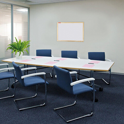 Доска магнитно-маркерная 30х45 см, деревянная рамка, BRAUBERG "Wood", 238793