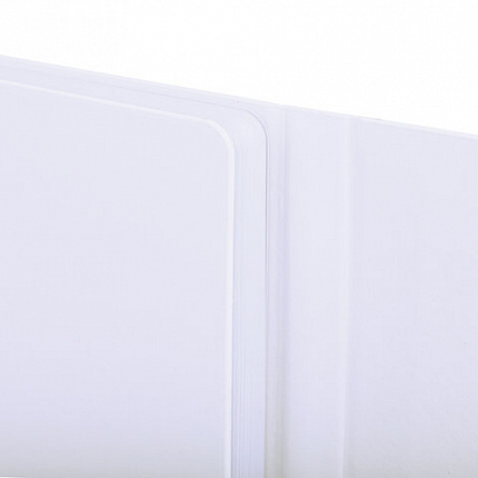 Ежедневник недатированный А5 138х213 мм BRAUBERG "Towny", под кожу, магнитный клапан, 160 л., белый, 114459