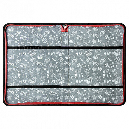 Папка для труда на молнии BRAUBERG А4 с ручкой, 1 отделение, органайзер, "Black football", 270992