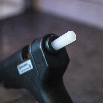 Клеевые стержни, диаметр 11 мм, длина 100 мм, белые, комплект 6 штук, BRAUBERG, европодвес, 670298