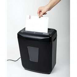 Уничтожитель (шредер) BRAUBERG 818M, 5 уровень секретности, фрагменты 3х10 мм, 8 листов, корзина 18 литров, 532153