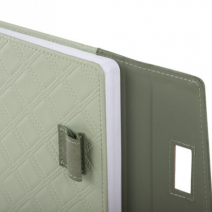 Ежедневник недатированный А5 145х215 мм, BRAUBERG "Stitch", под кожу, магнит, 160 л., оливковый, 116588