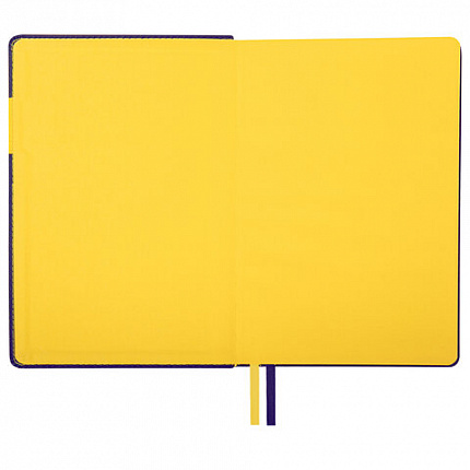 Ежедневник недатированный А5 (138х213 мм), BRAUBERG "AIM", под кожу, 136 л., фиолетовый, 113424