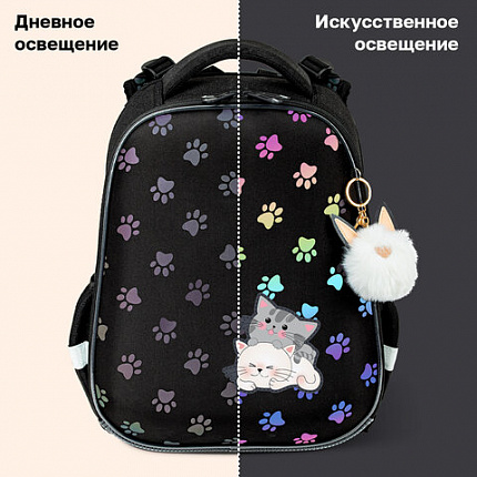 Ранец BRAUBERG LUMINOUS, 2 отделения, с брелоком, "Лапки", СВЕТЯЩИЙСЯ РИСУНОК, 38х29х16 см, 271366