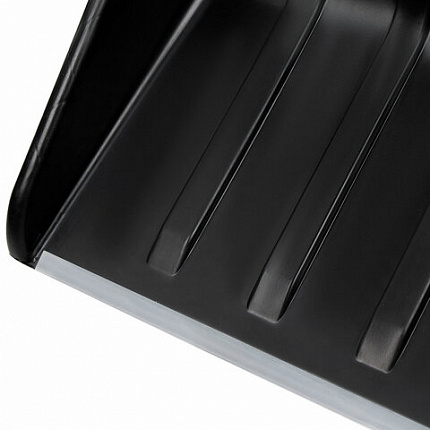 Лопата снеговая СКРЕПЕР 58х45 см пластиковый ЧЕРНЫЙ, алюминиевая планка, рукоятка 100 см, прочный, ГРАНДМАСТЕР, 700343