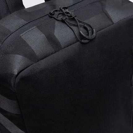 Рюкзак GRIZZLY, карман-антивор, "TOTAL BLACK", 42х28х12 см, RQL-513-2/3