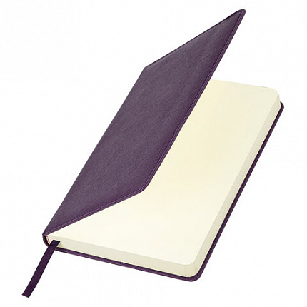 Ежедневник недатированный А5 138х213 мм, BRAUBERG "Base", под кожу, 160 л., фиолетовый, 116256
