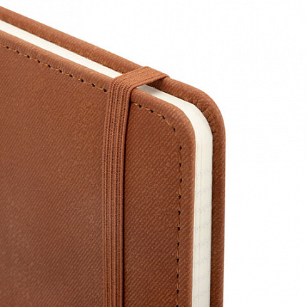 Блокнот А5 148x218 мм BRAUBERG "Optimal", под кожу, 80 листов, резинка, держатель для ручки, клетка, коричневый, 118637