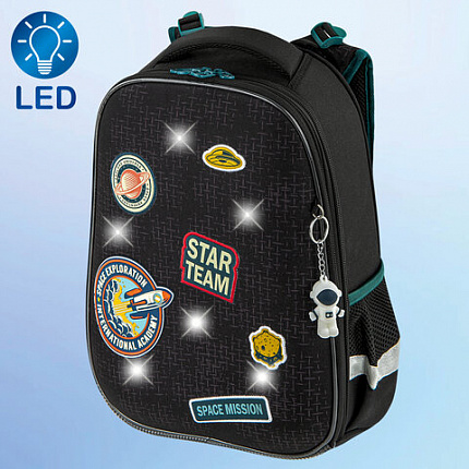 Ранец BRAUBERG PREMIUM, 2 отделения, с брелком, "Space mission", LED ЛАМПОЧКИ, 38х29х16 см, 270599