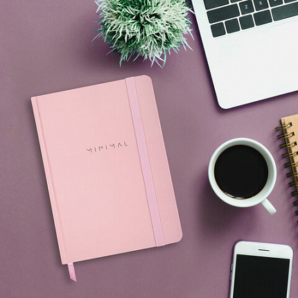 Блокнот с резинкой в клетку 96 л., А5 145х203 мм, твердая обложка, BRAUBERG, "Minimal", розовый, 116319