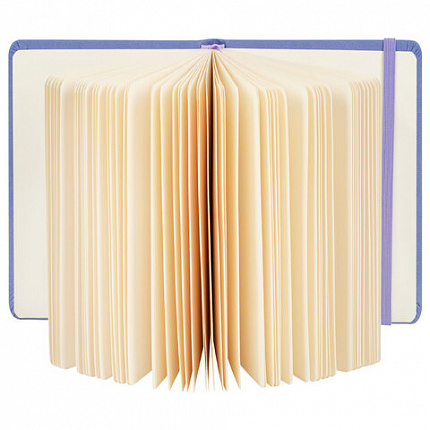 Скетчбук, слоновая кость 140 г/м2 90х140 мм, 80 л., КОЖЗАМ, резинка, BRAUBERG ART CLASSIC, пастель сиреневый, 116875