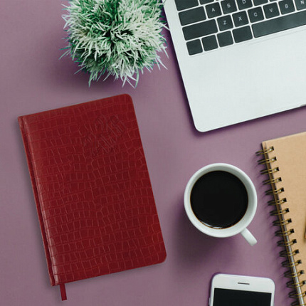 Еженедельник датированный 2026 А5 145х215 мм, BRAUBERG "Comodo", под кожу, красный, 117168