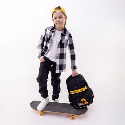 Рюкзак BRAUBERG MOTION, 2 отделения, 3 кармана, "Rebel", СВЕТЯЩИЙСЯ, 41х28х17 см, 271363