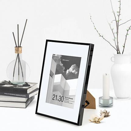 Рамка 21х30 см с паспарту 15х21 см небьющаяся, багет 5 мм, пластик, BRAUBERG "Smart", черная, 391280