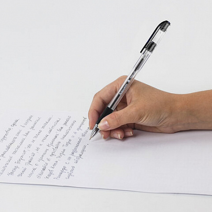 Ручка шариковая масляная с грипом BRAUBERG "Max-Oil", ЧЕРНАЯ, игольчатый узел 0,7 мм, линия письма 0,35 мм, 142142