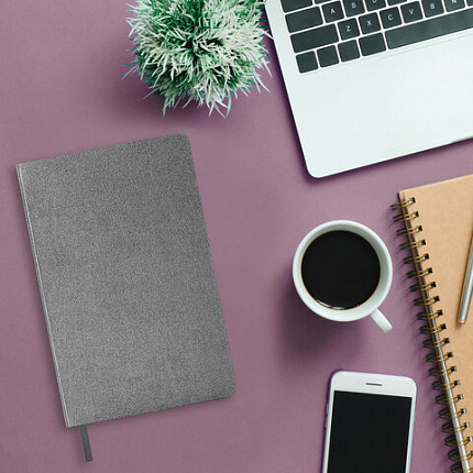 Ежедневник недатированный А5 138х213 мм BRAUBERG "Metallic", под кожу, 136 л., гибкий, серебряный, 113377