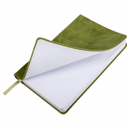 Ежедневник датированный 2026 А5 138x213 мм, BRAUBERG "Foliage", под кожу, гибкий, зеленый, 117128