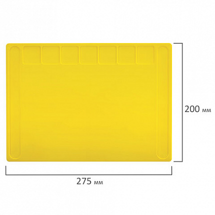 Доска для лепки с отделениями и 2 стеками А4, 280х200 мм, ассорти, BRAUBERG KIDS, 271144